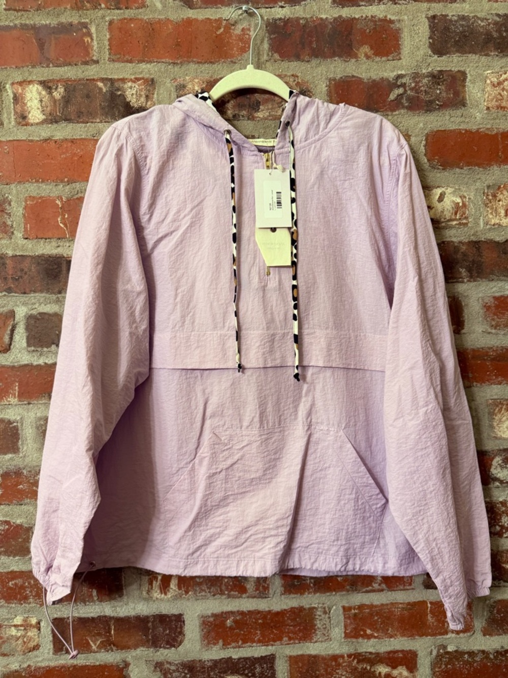 J21 - Women's Light Lavender Hooded Windbreaker/Rain Pullover Jacket
